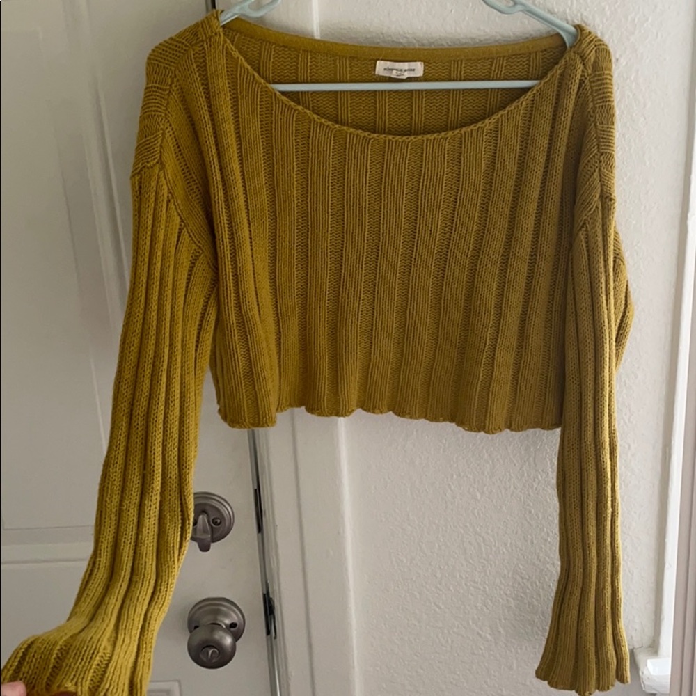 Cropped Urban Outfitters Sweater